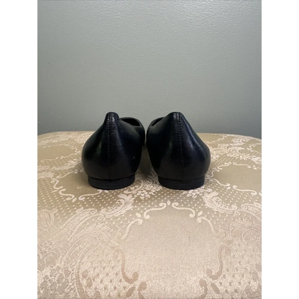Gianni Bini Square Oval Toe Black Flats‎ Women’s Size 7.5 SEE SCUFFS